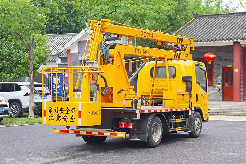 解放VR13.5米單排藍(lán)牌高空作業(yè)車