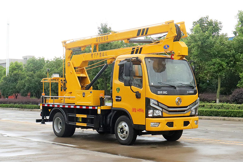 東風13.5米單排藍牌高空作業(yè)車