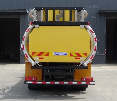 程力威牌CLW5120TFZ6HL型防撞緩沖車