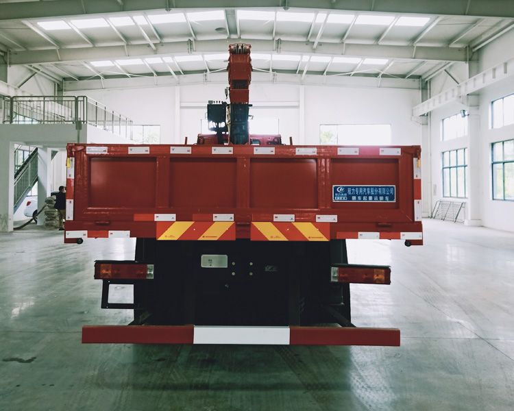 程力威牌CLW5250JSQSDP型隨車起重運輸車