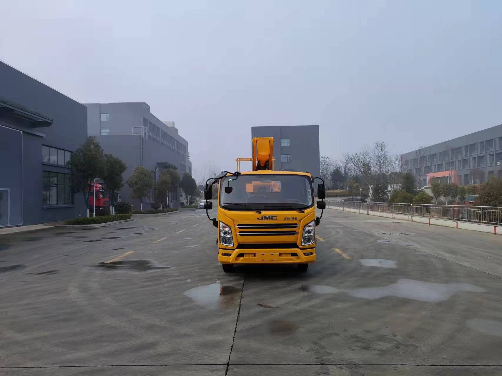 程力黃牌江鈴26米高空作業(yè)車