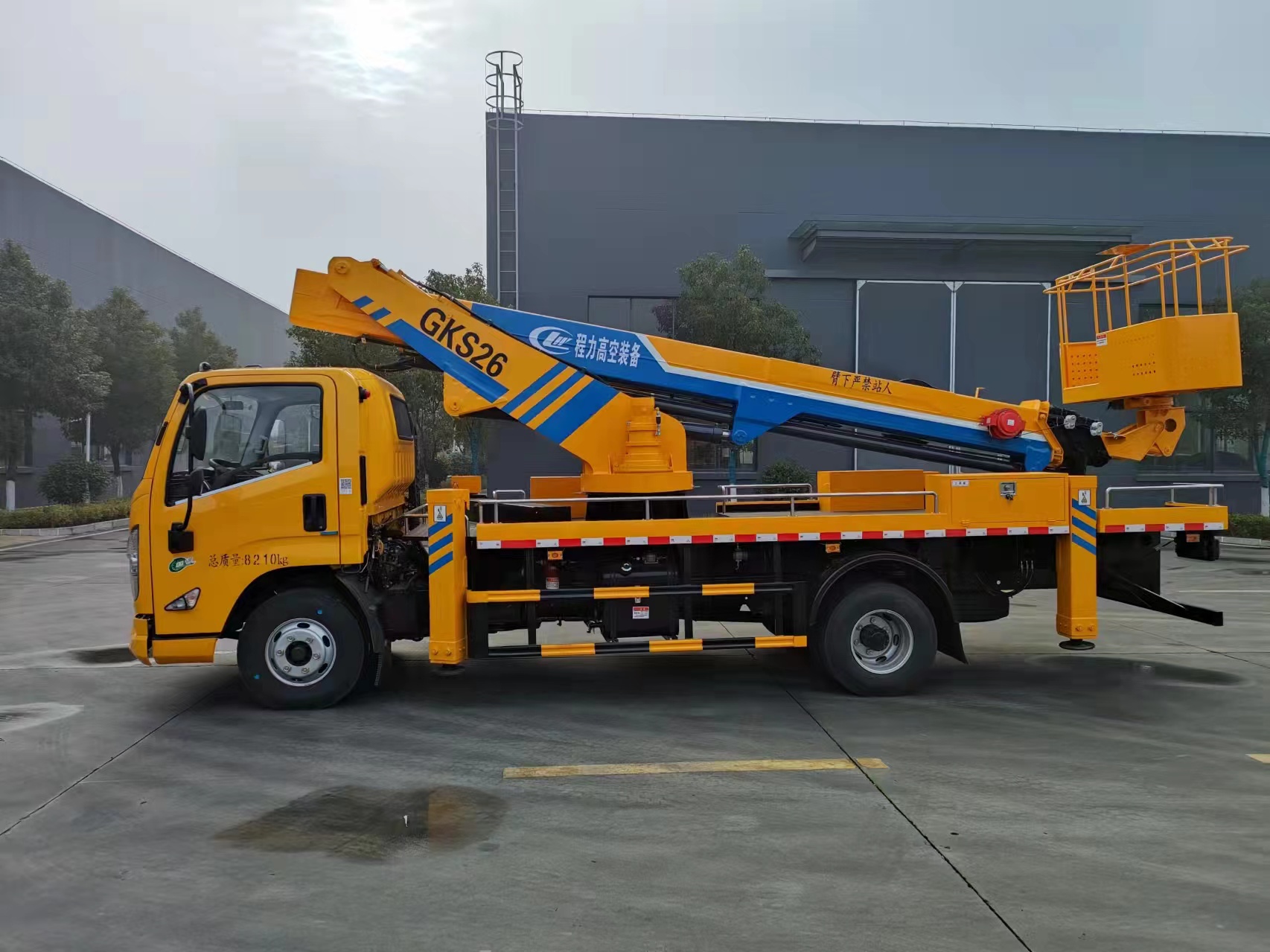 程力黃牌江鈴26米高空作業(yè)車